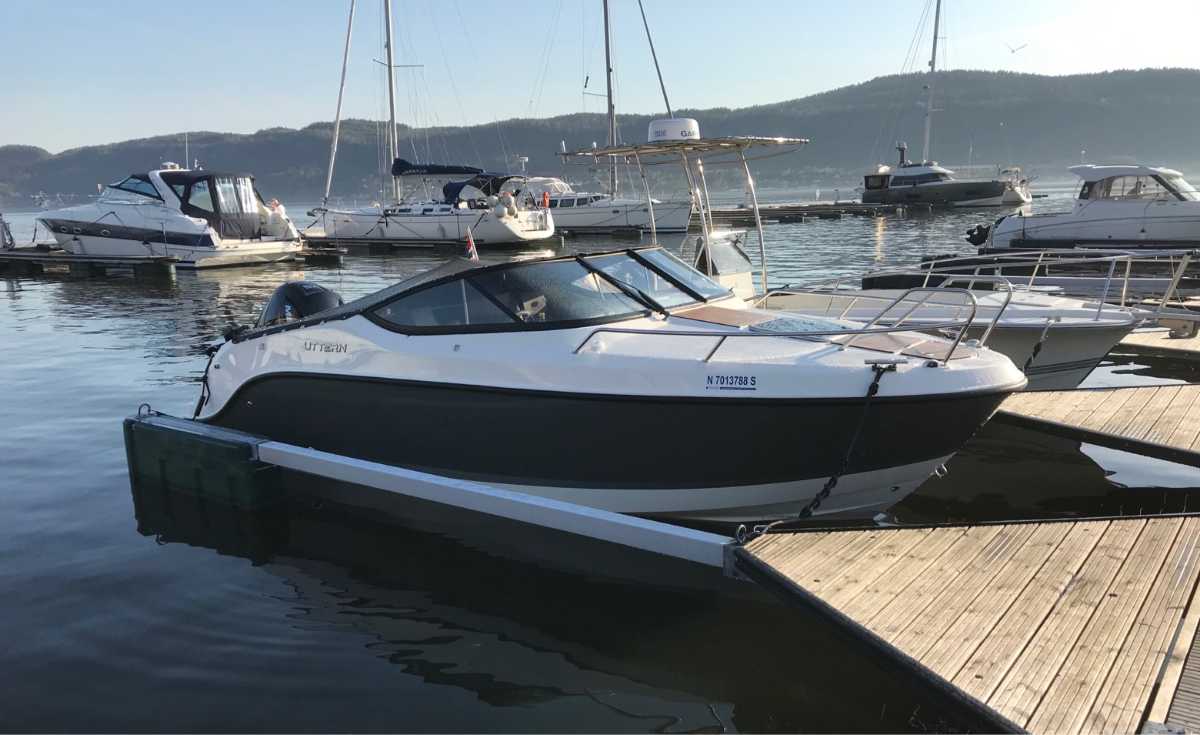Uttern D57