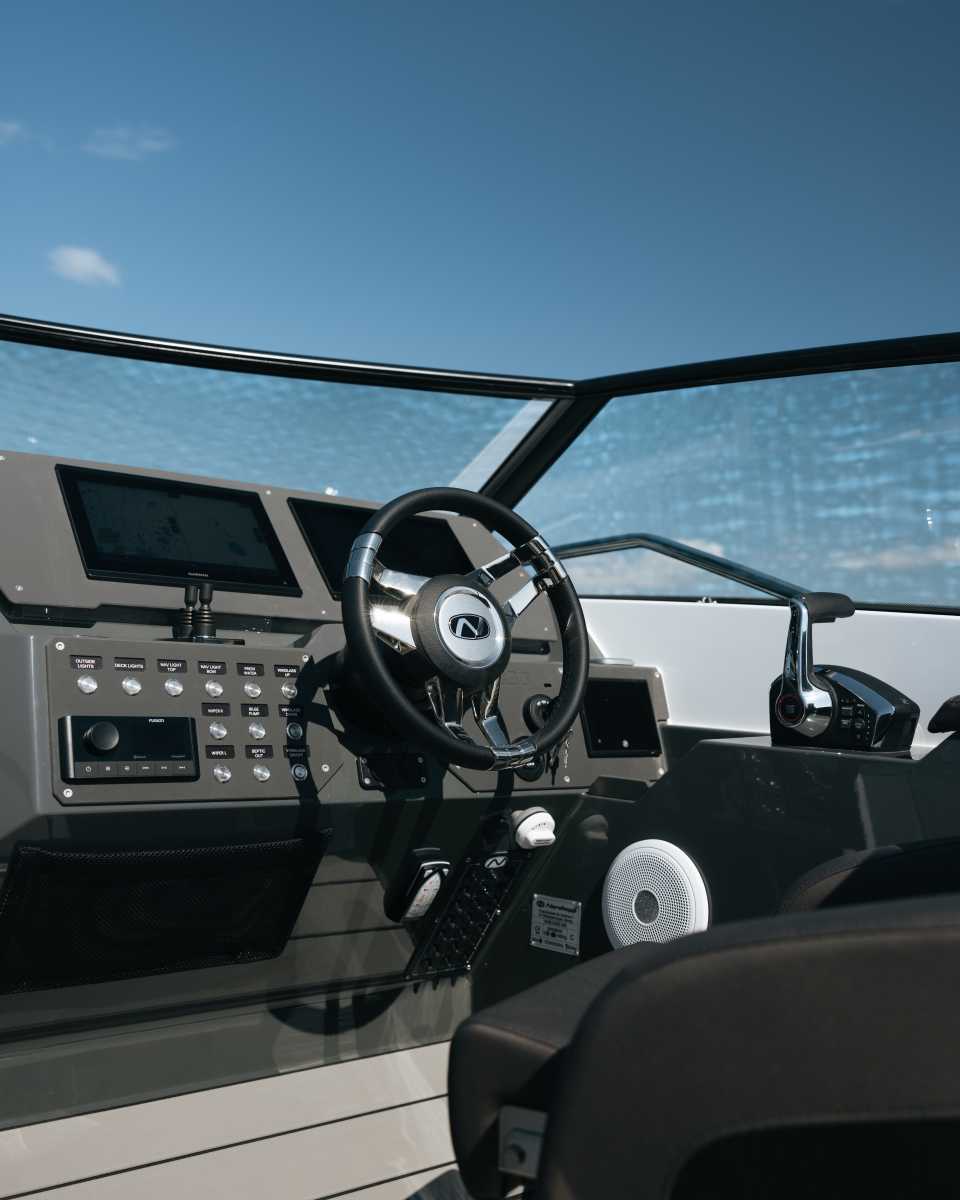 Nordkapp Noblesse 830