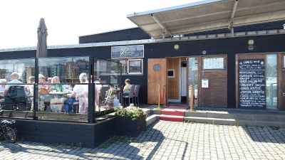 Rocco’s Wine & Dine