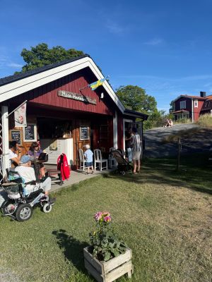 Möja Hamnbar