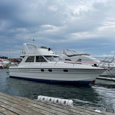 Princess 330