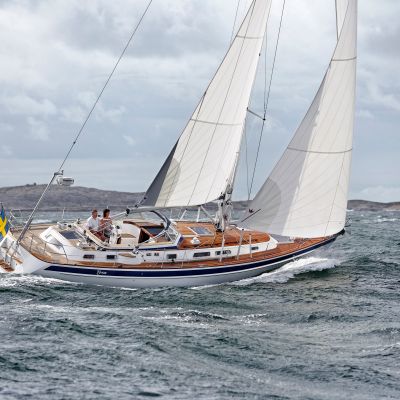 Hallberg-Rassy 43