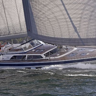 Hallberg-Rassy 64