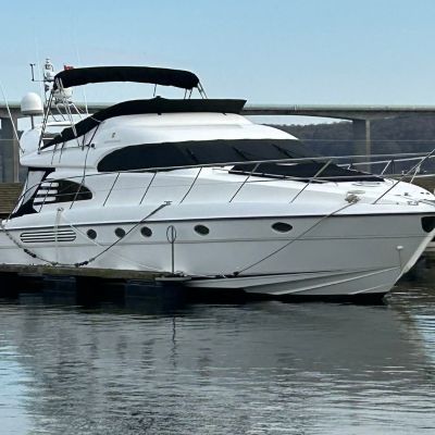 Fairline Squadron 55