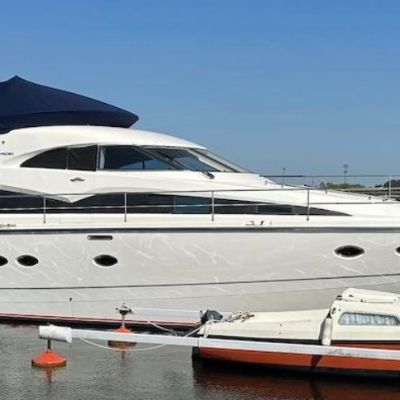 Fairline Squadron 62