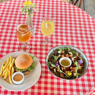 Lolo's Seaside Café & Restaurant