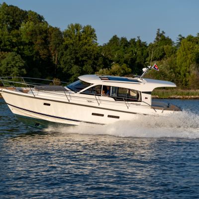 Nimbus 365 Coupé