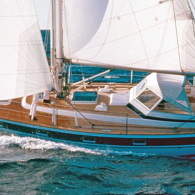 Hallberg-Rassy 382