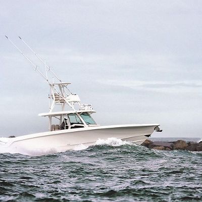 Boston Whaler 380 Outrage