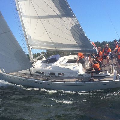 X-yachts X-37
