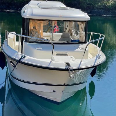 Quicksilver 755 Pilothouse