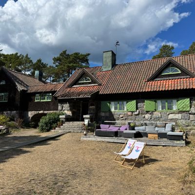 Trollgården: Bar Food B&B