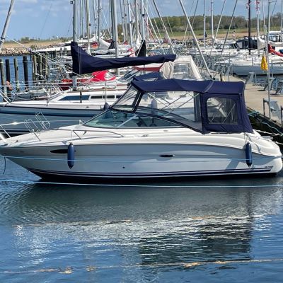 Sea Ray 215 Weekender
