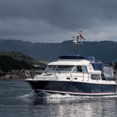 Nimbus 340 Commander