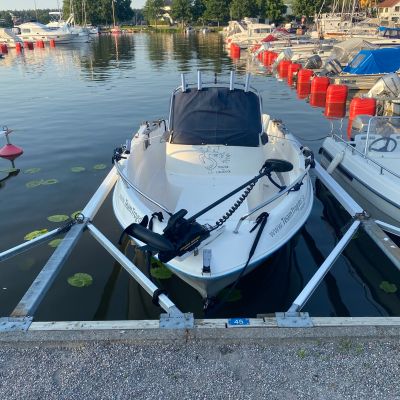 Quicksilver 525 Commander