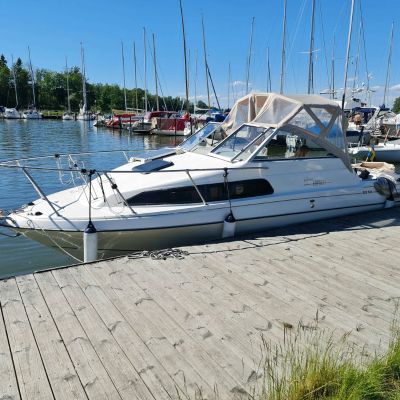 Bayliner 2252 Capri Cuddy