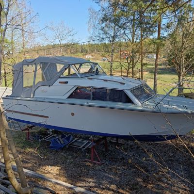 Coronet 24 Cabin