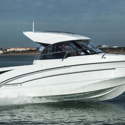 Beneteau Antares 6