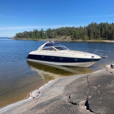Princess V42