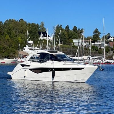 Galeon 305 Hts