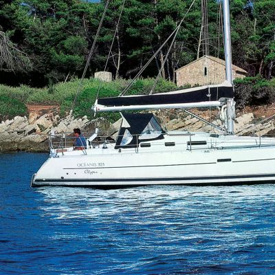 Beneteau Oceanis 323