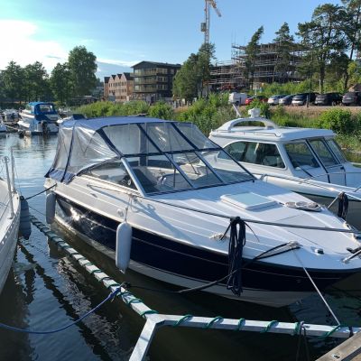 Bayliner Discovery 192