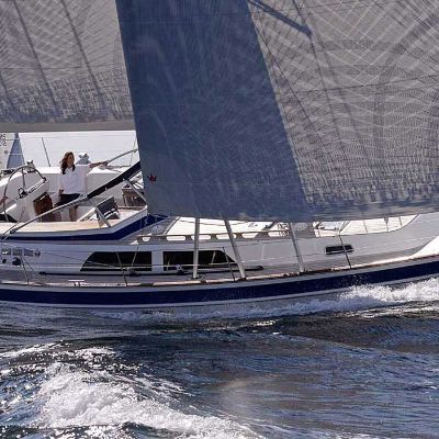 Hallberg-Rassy 55