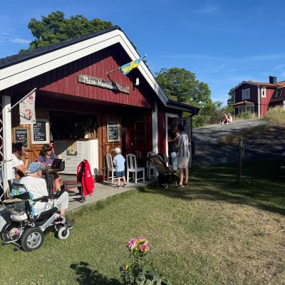 Möja Hamnbar