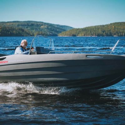 Pioner 16 Explorer