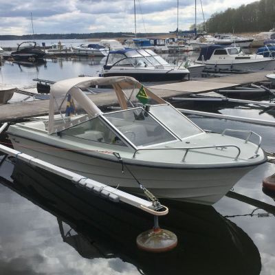 Coronet 17 Runabout