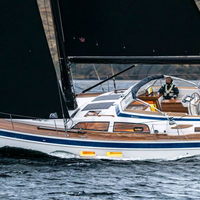 Hallberg-Rassy 50