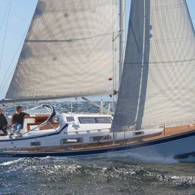 Hallberg-Rassy 372