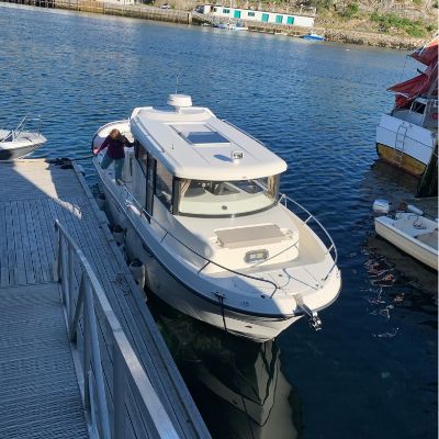 Quicksilver 905 Pilothouse