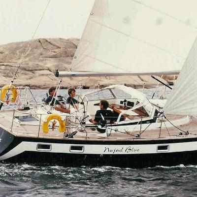 Najad 390